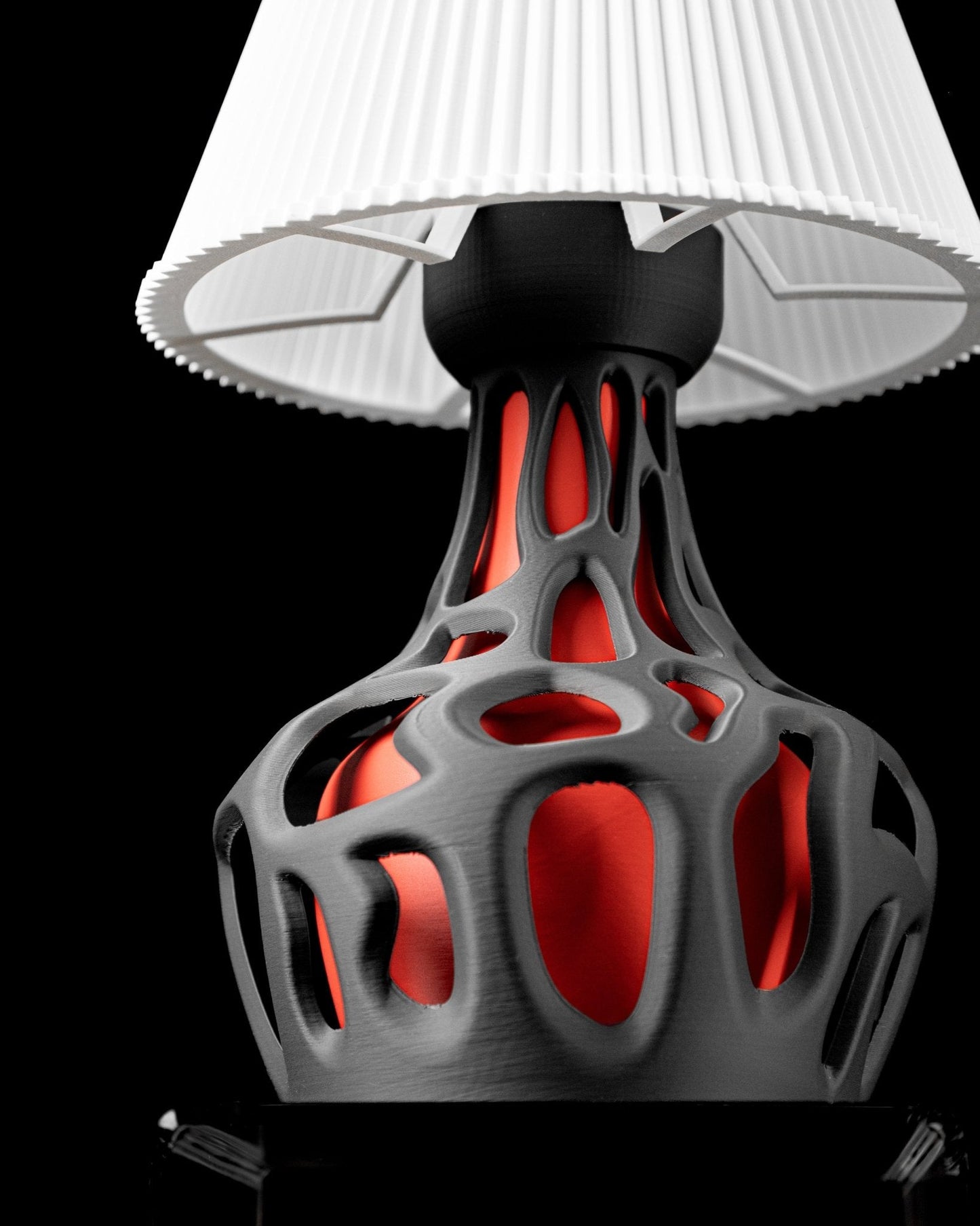 מנורת שולחן - נשימת הצל - פרפקט תלת - מימד