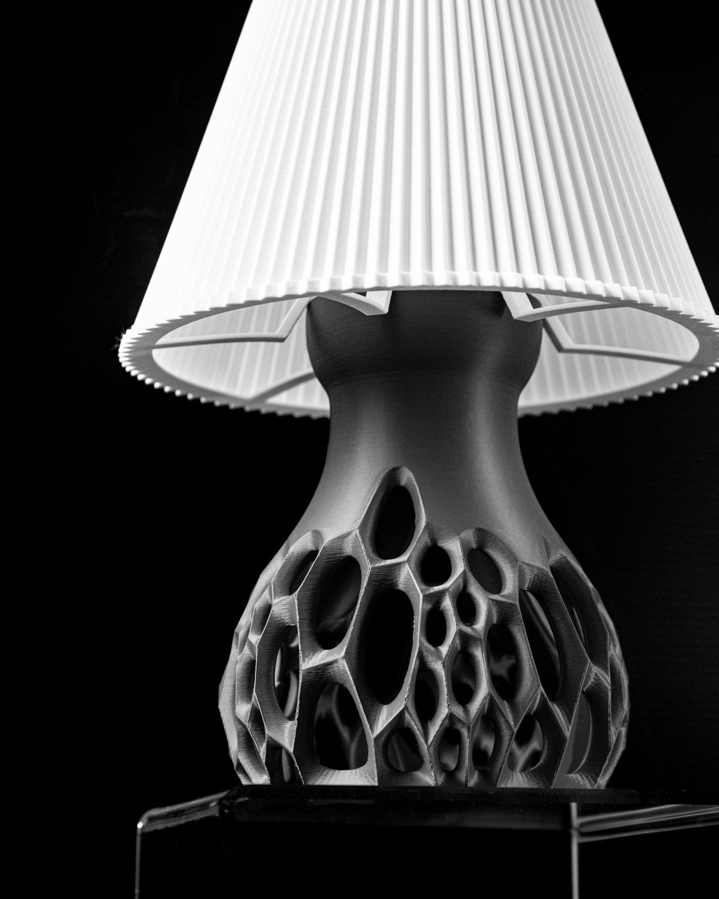 מנורת שולחן - ליבת האבן - פרפקט תלת - מימד