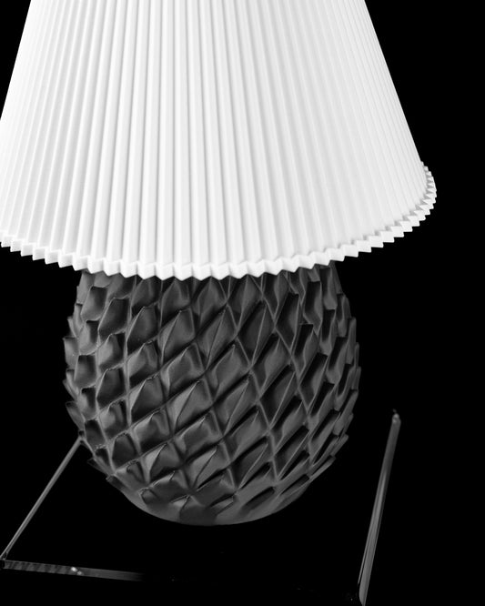 מנורת שולחן - גלימת האור - פרפקט תלת - מימד