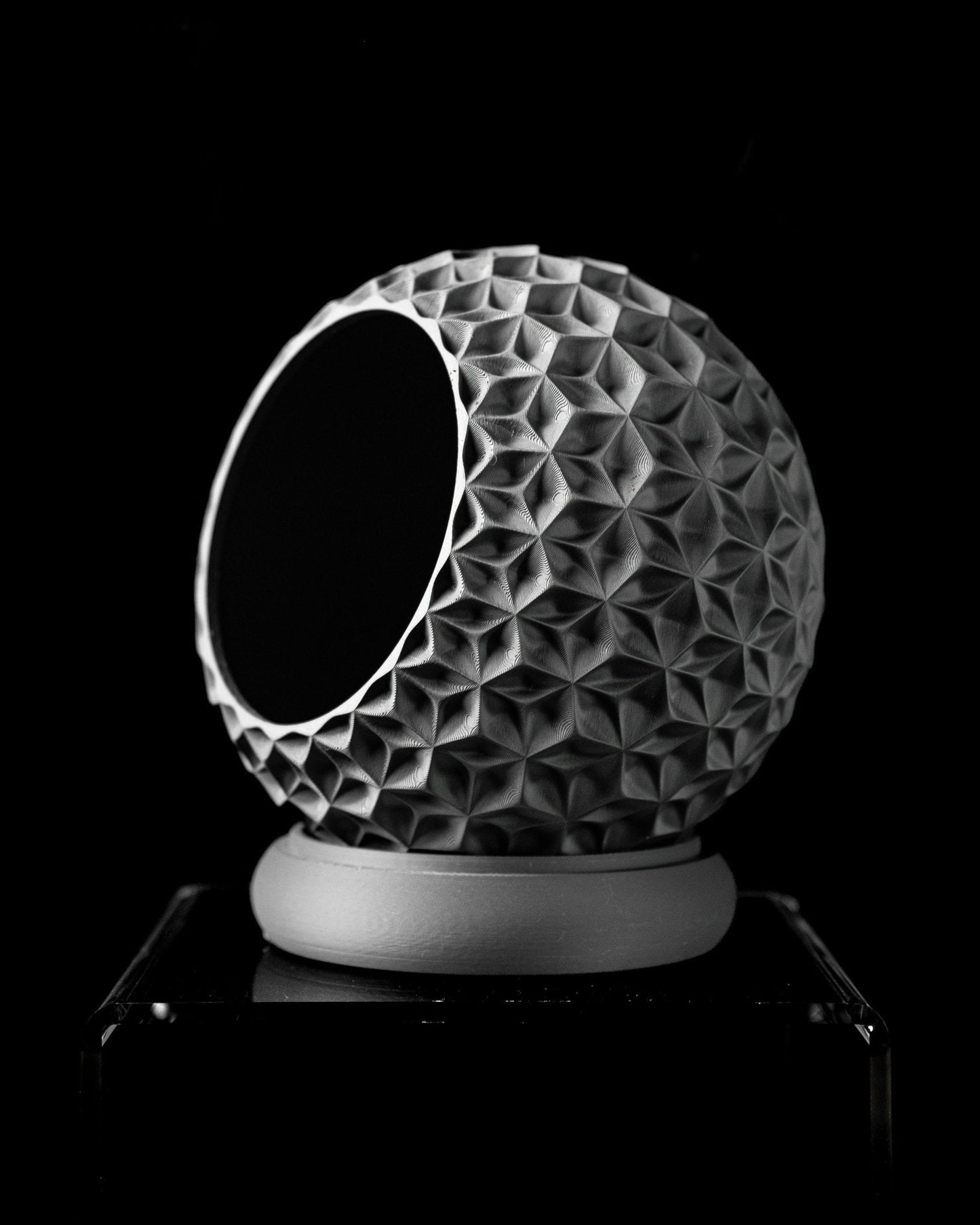 כלי לצמחים - פרח מסתובב - פרפקט תלת - מימד