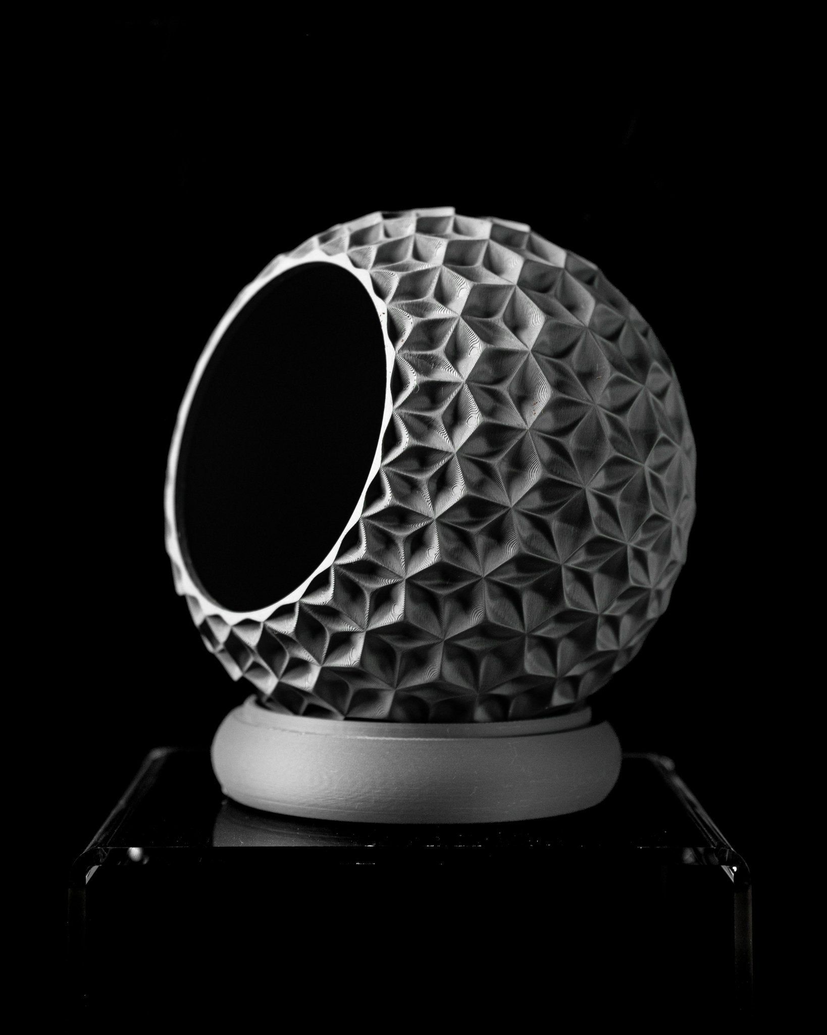 כלי לצמחים - פרח מסתובב - פרפקט תלת - מימד