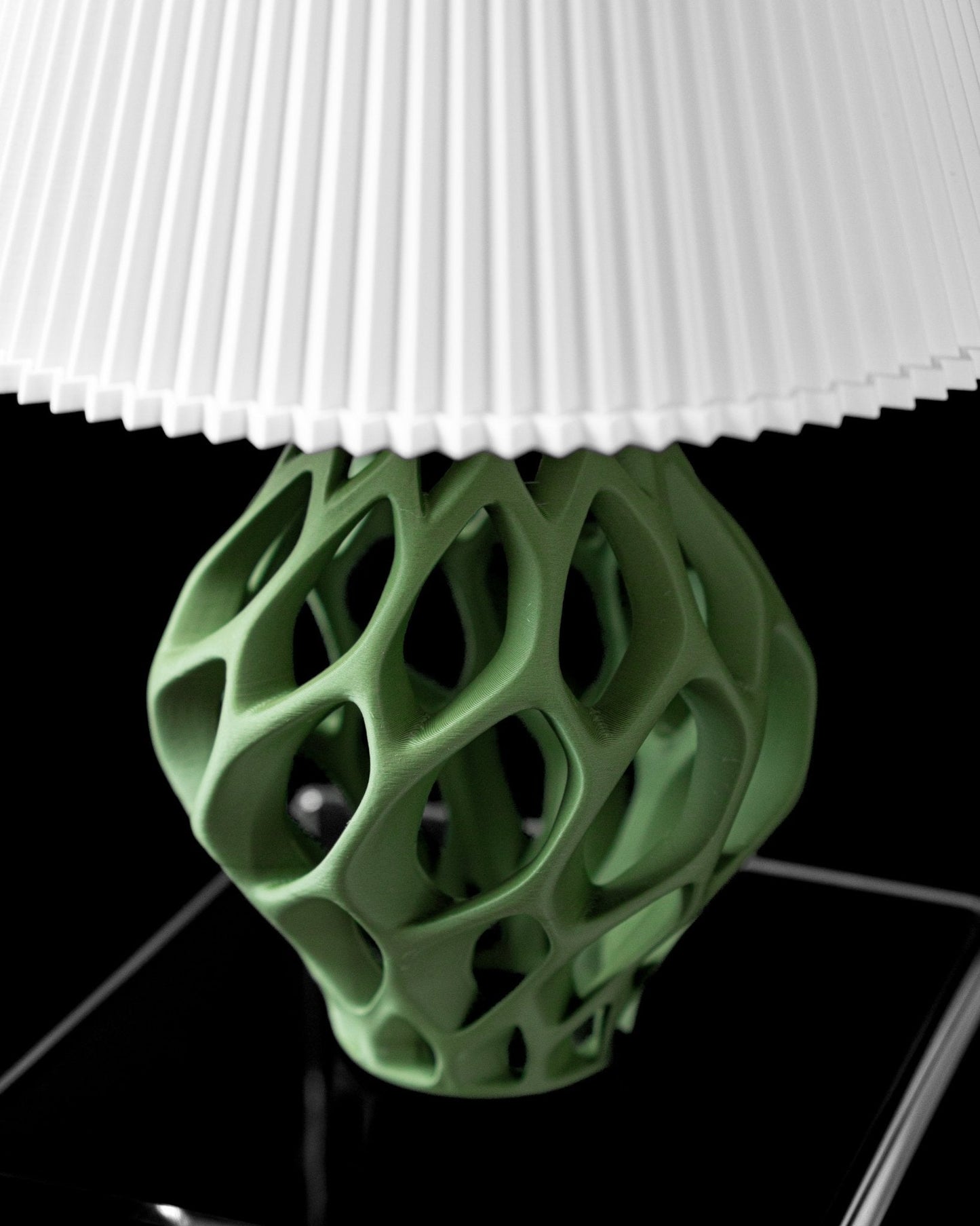 מנורת שולחן - גזעי האור - פרפקט תלת - מימד