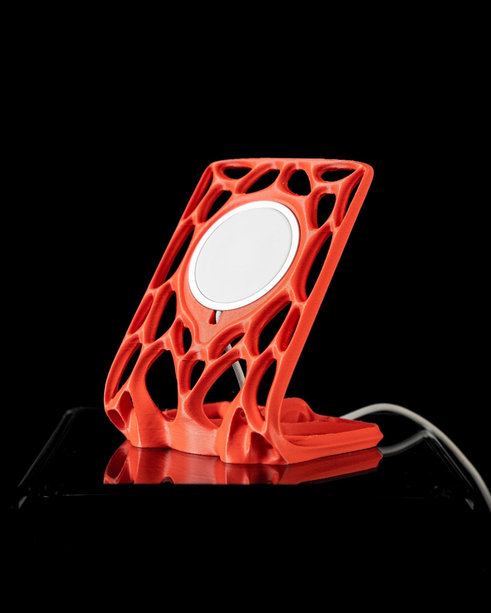 מעמד למטען MagSafe - זרימת הקסם - פרפקט תלת - מימד