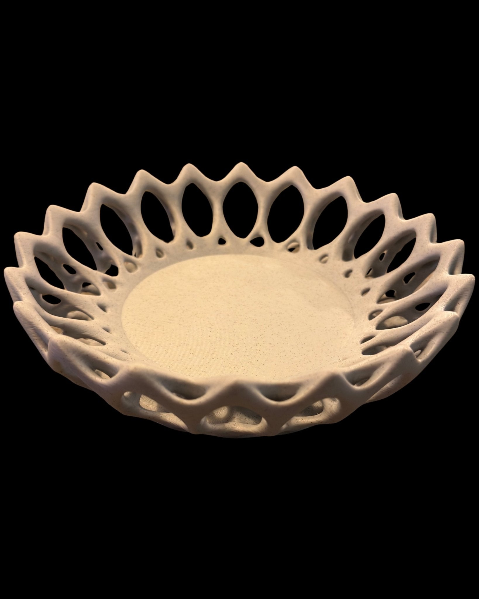 קערה מעוצבת - קוצי העלים - פרפקט תלת - מימד